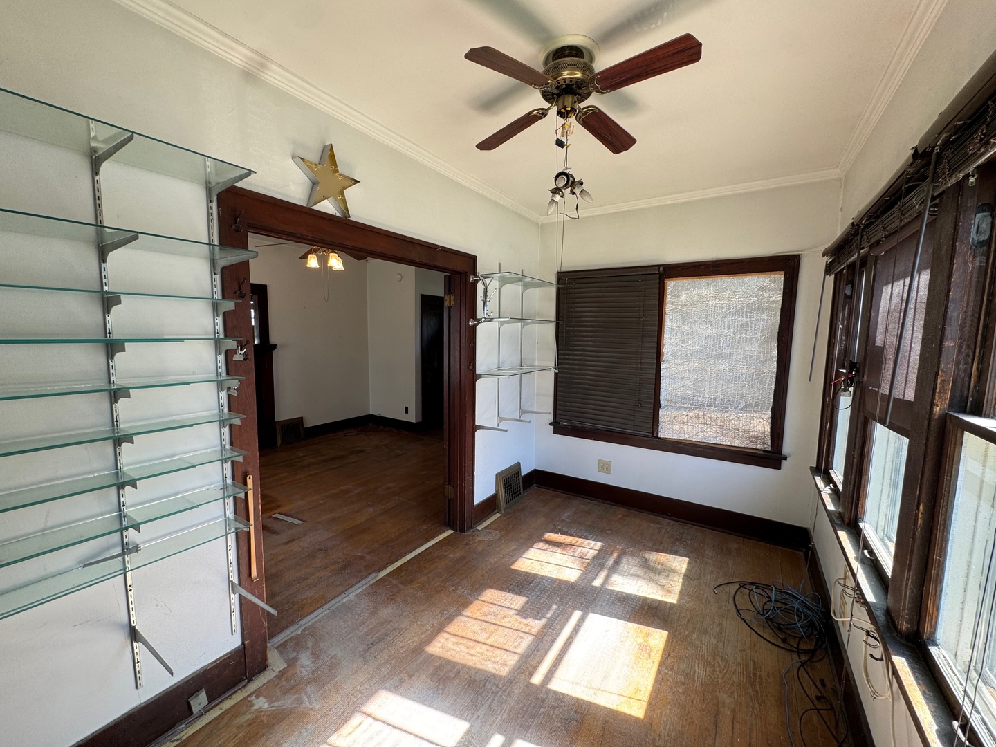 918 W Locust Street Property Photo 13