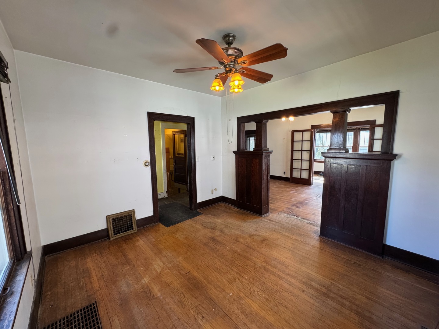 918 W Locust Street Property Photo 16