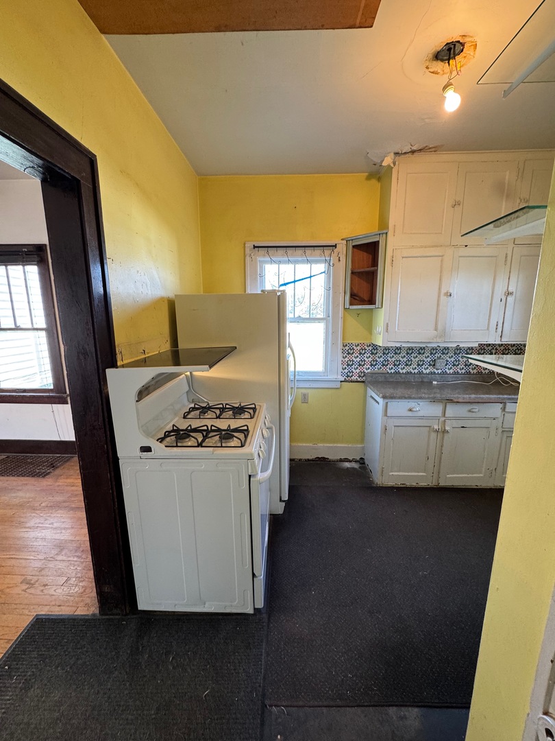 918 W Locust Street Property Photo 18