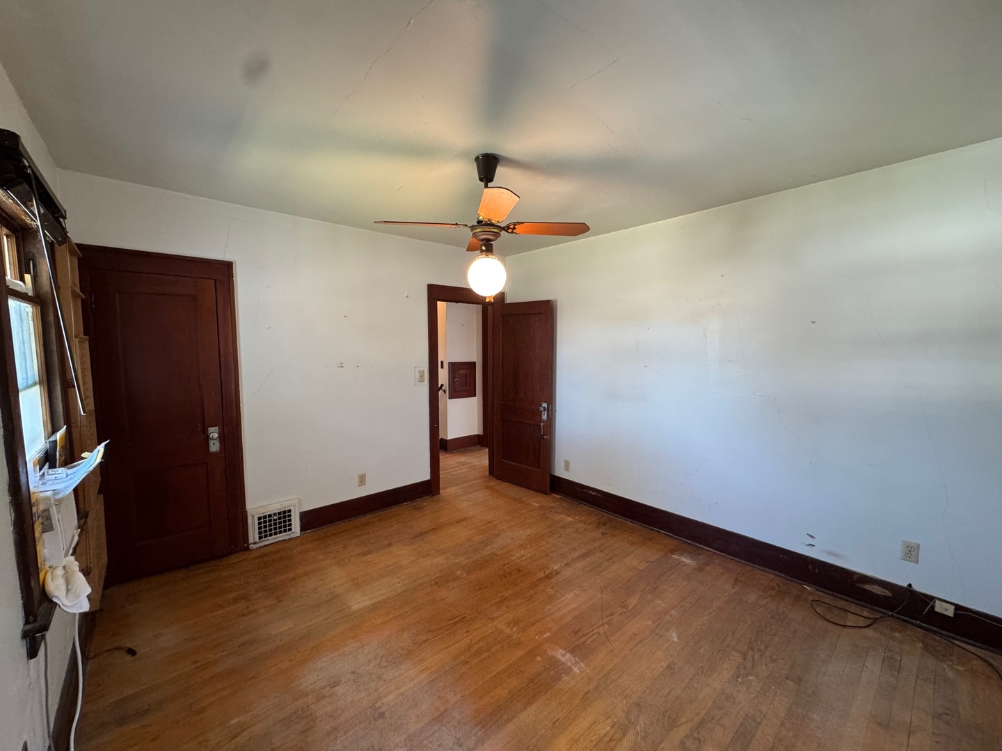 918 W Locust Street Property Photo 30