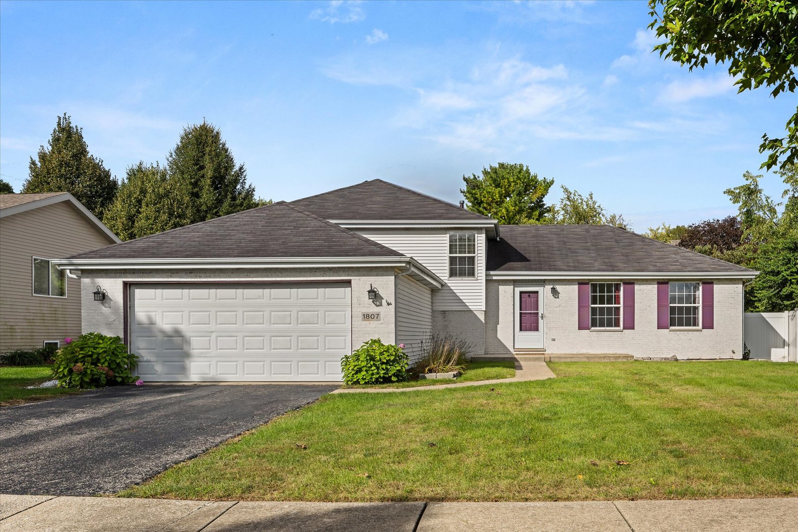 1807 Larkspur Drive Property Photo 1