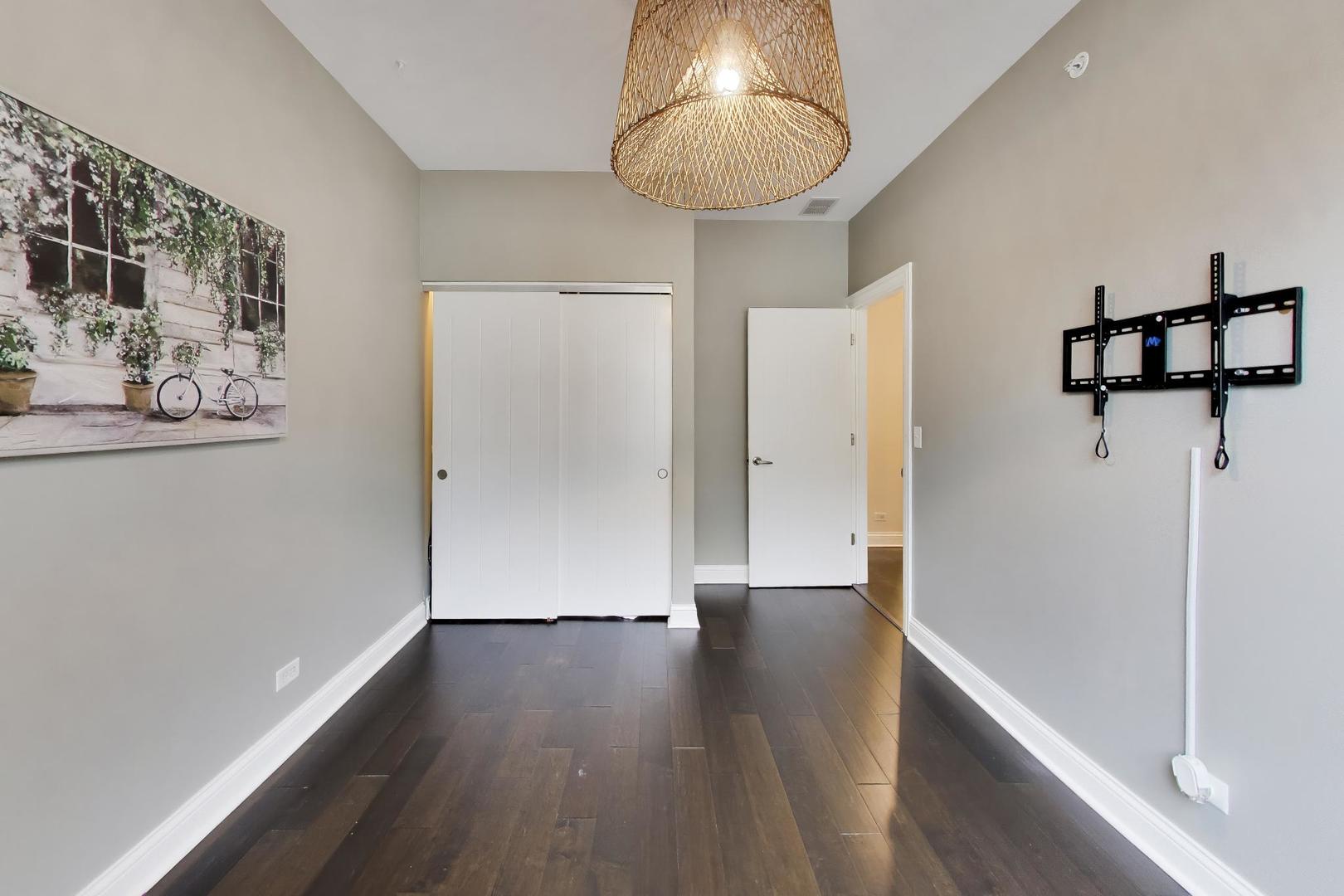 3022 W Newport Avenue Property Photo 37