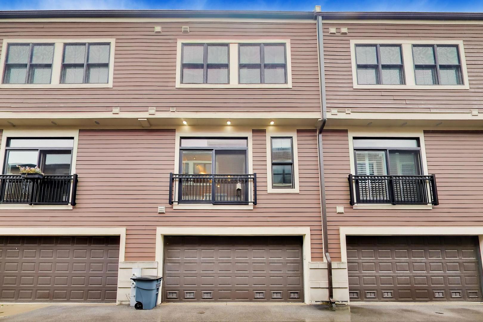 3022 W Newport Avenue Property Photo 45