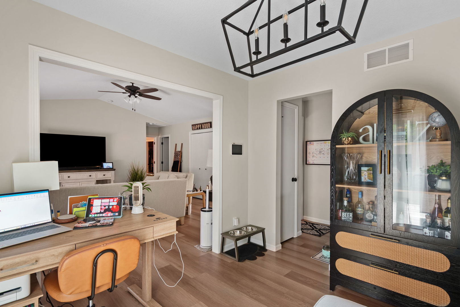 6526 Silvercreek Drive Property Photo 11