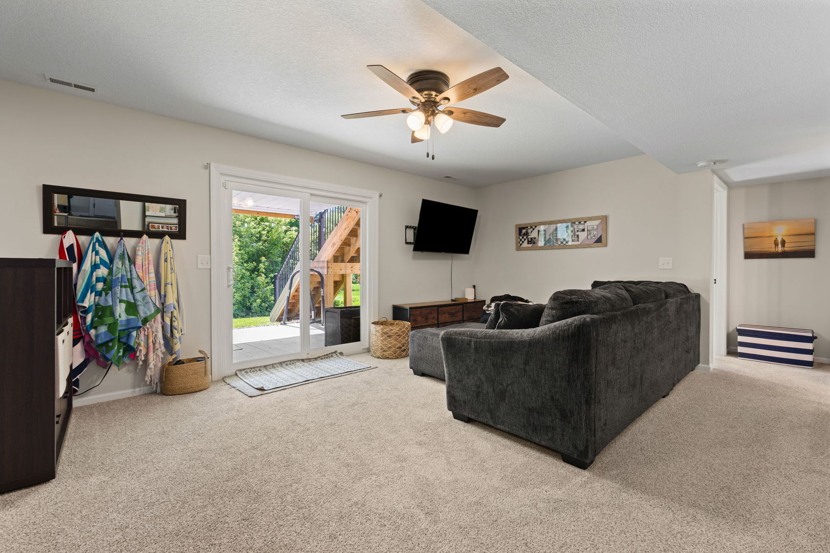 6526 Silvercreek Drive Property Photo 21
