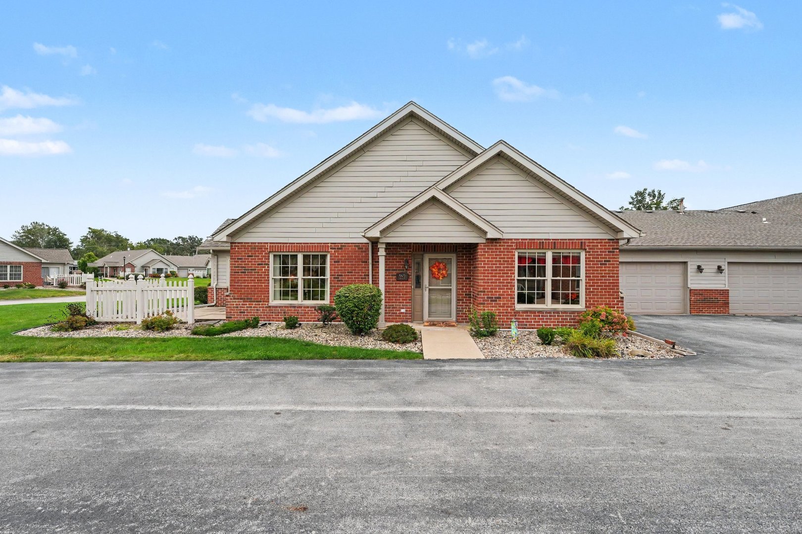 18611 Villa Court Property Photo 1