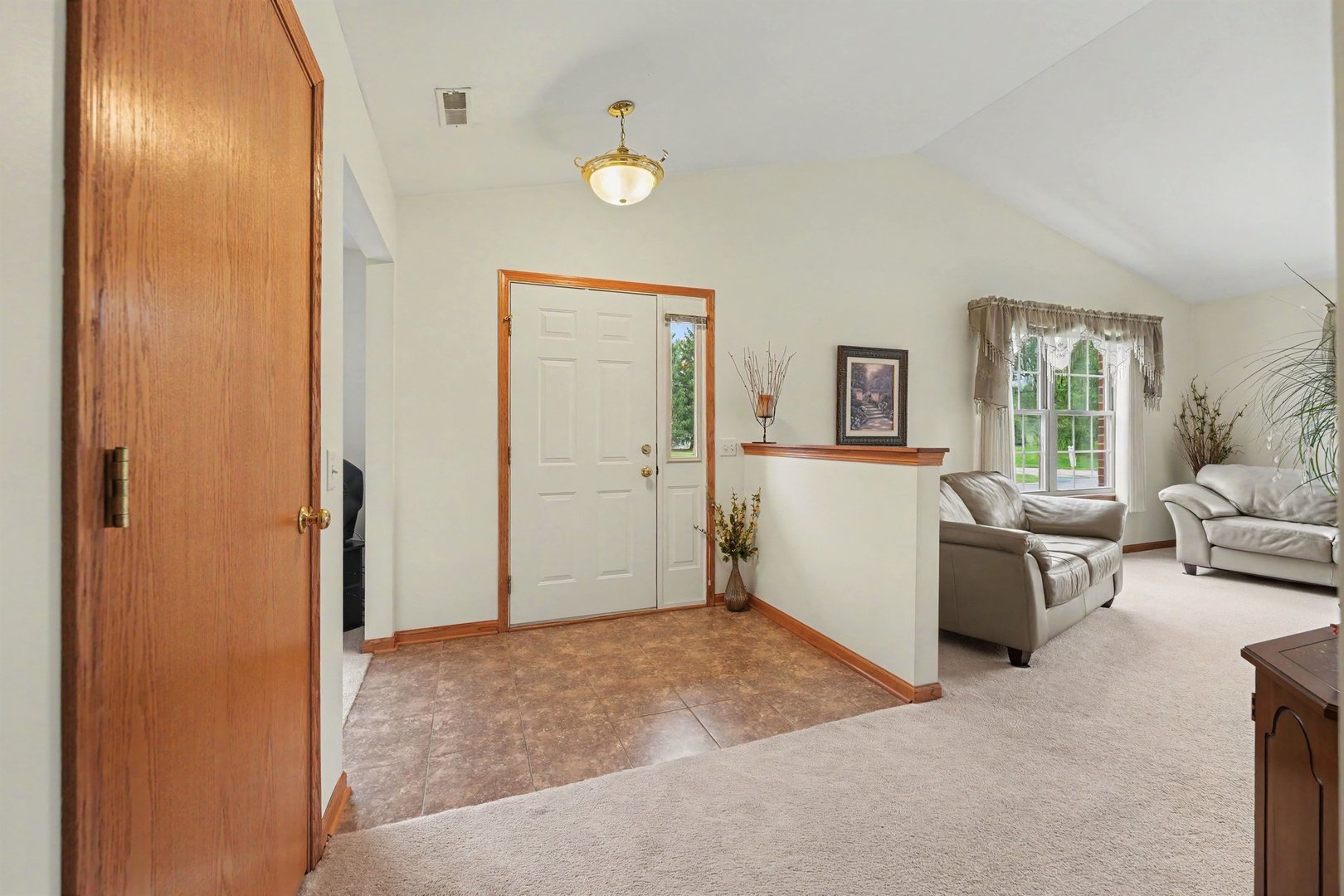 18611 Villa Court Property Photo 4