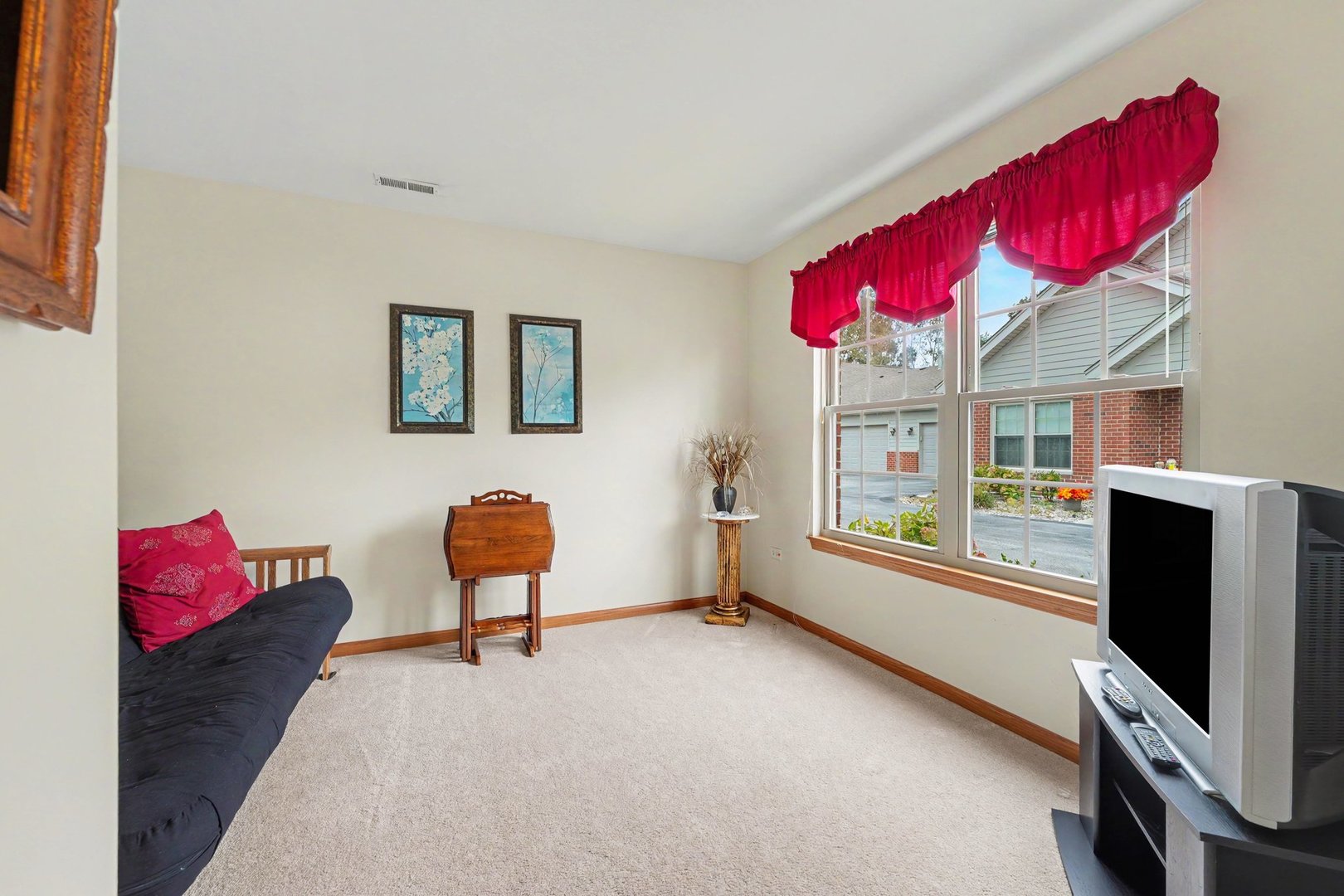18611 Villa Court Property Photo 10