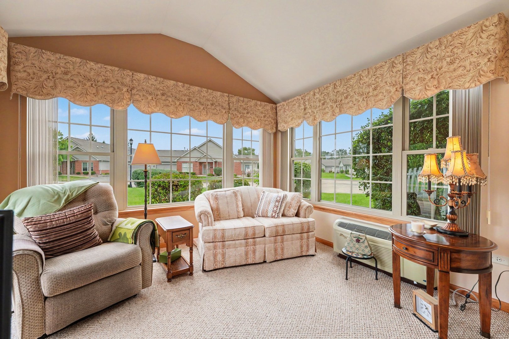 18611 Villa Court Property Photo 11