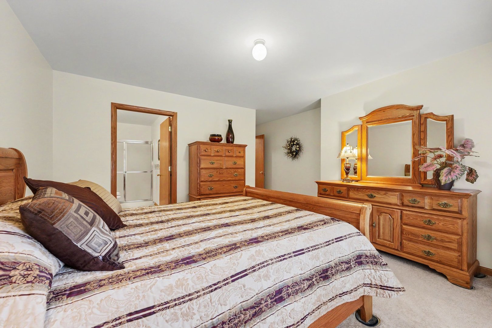18611 Villa Court Property Photo 18
