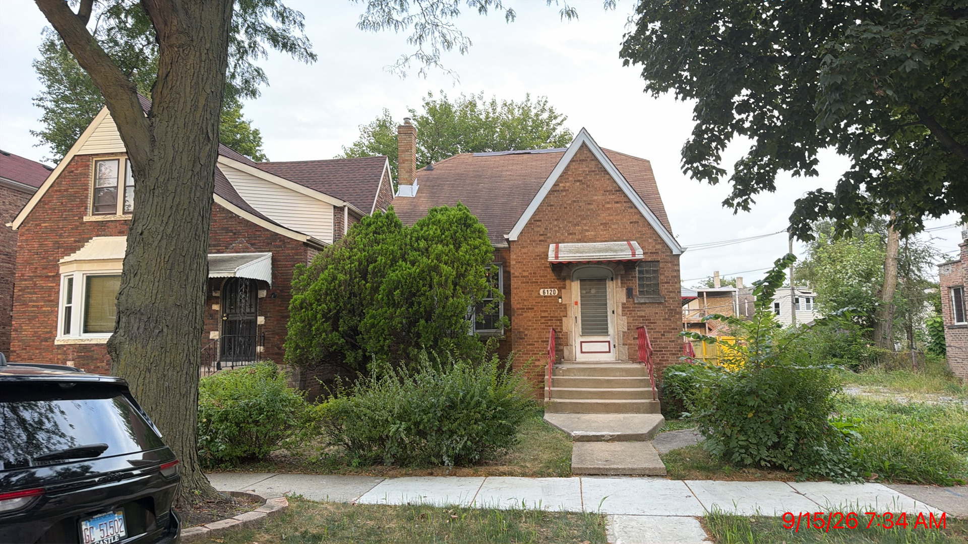 6120 S Loomis Boulevard Property Photo 1