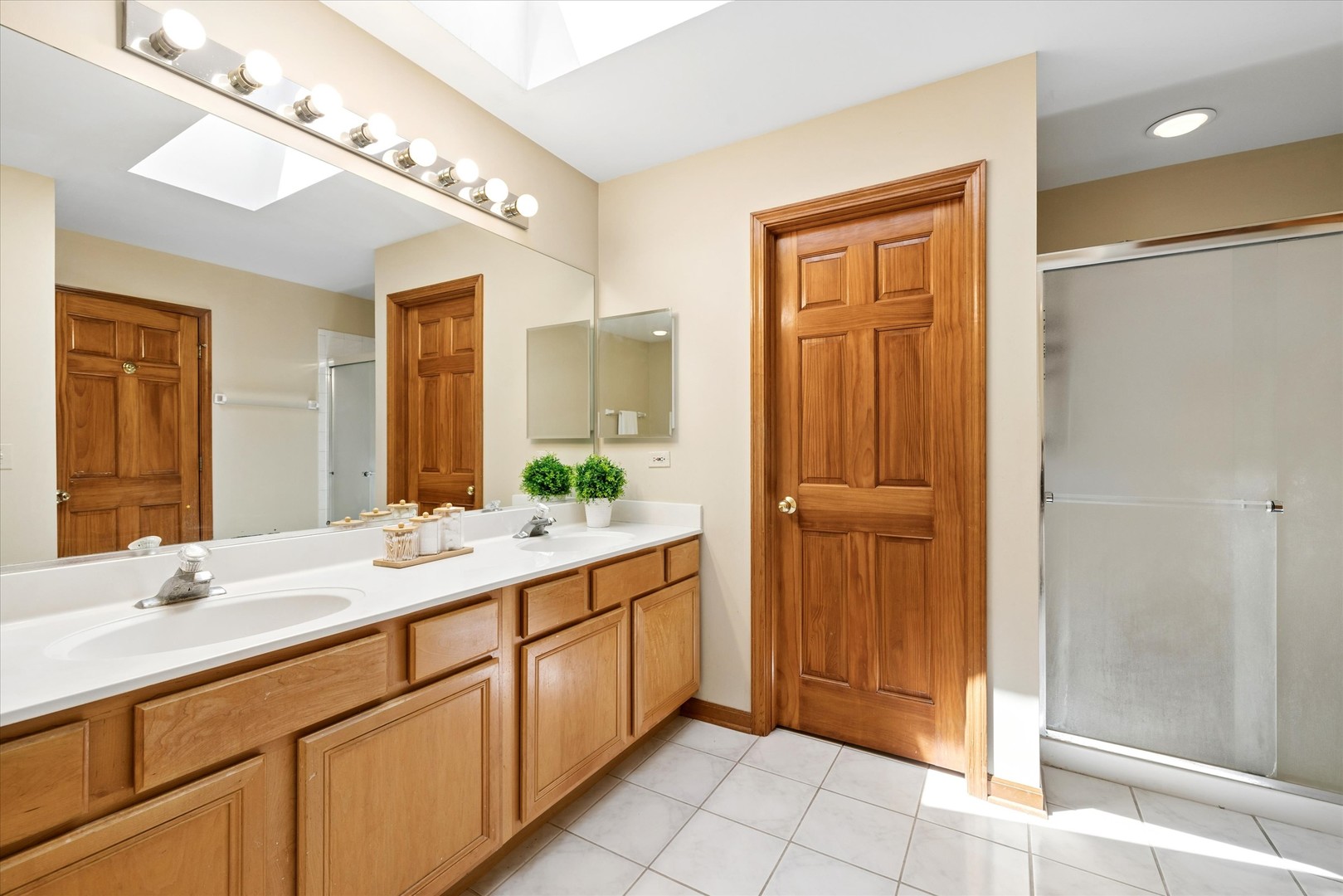 1674 Rolling Hills Drive Property Photo 27