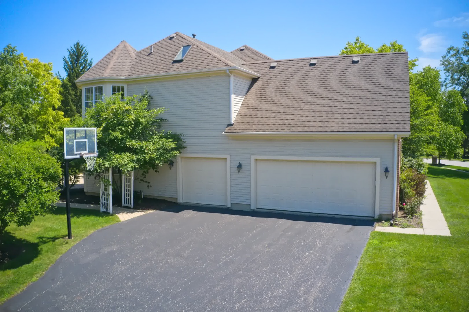 1674 Rolling Hills Drive Property Photo 36