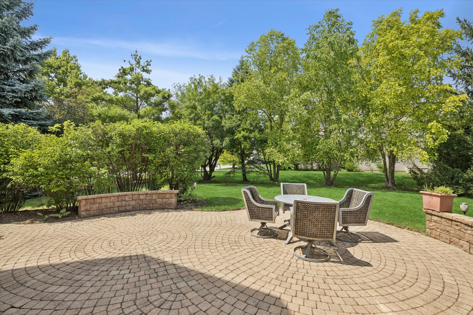 1674 Rolling Hills Drive Property Photo 38