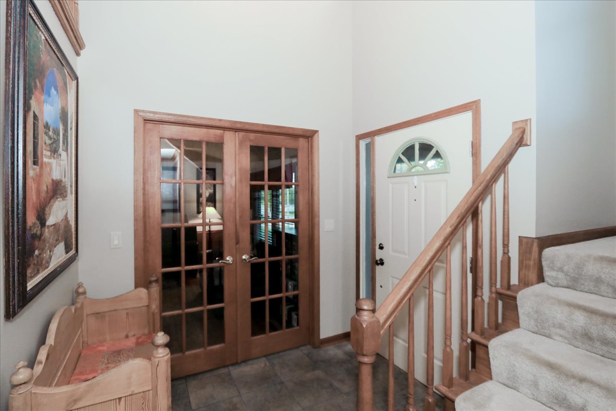 10616 Carl Street Property Photo 5