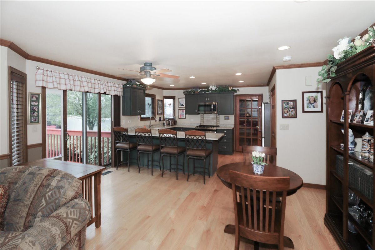 10616 Carl Street Property Photo 11
