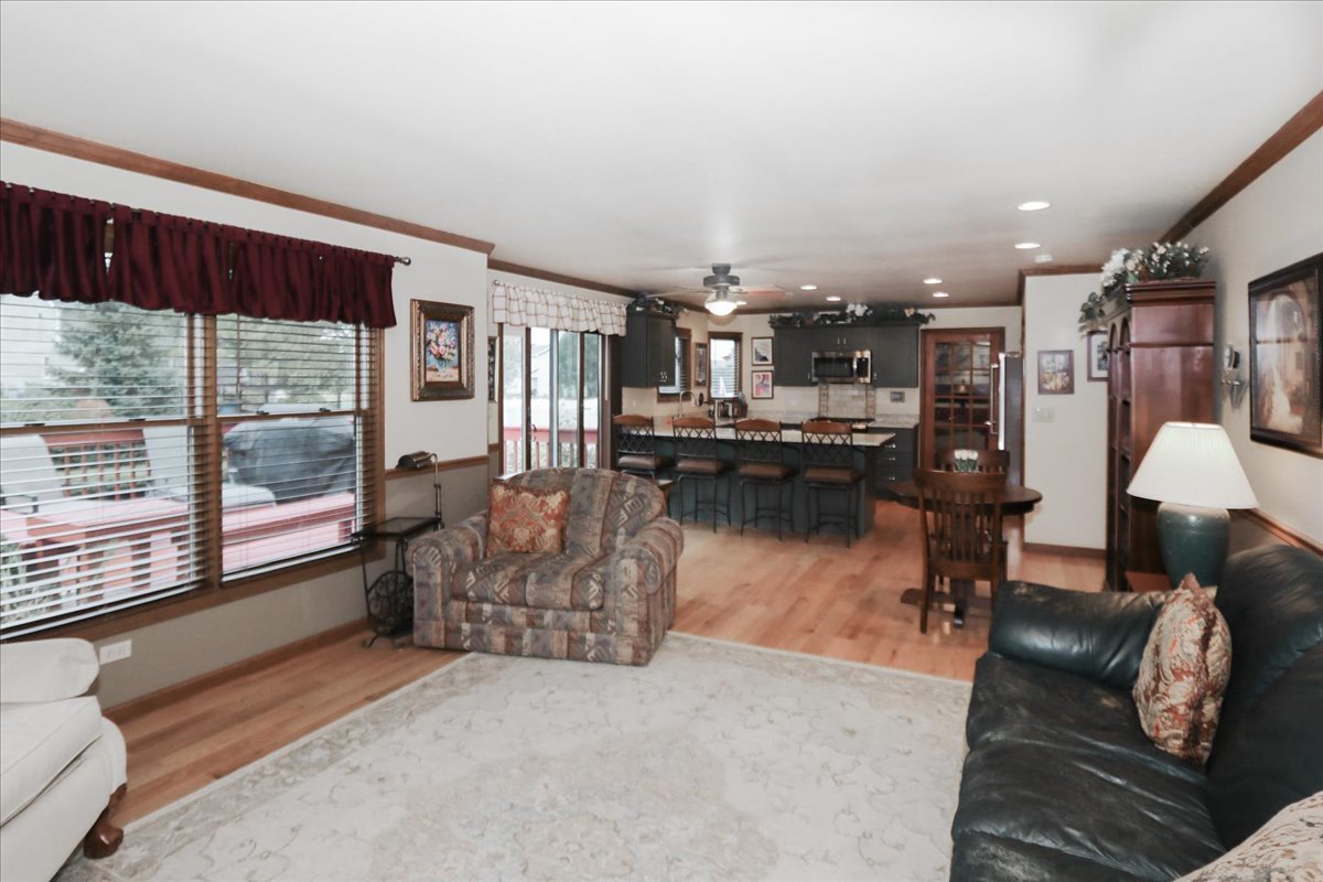 10616 Carl Street Property Photo 17