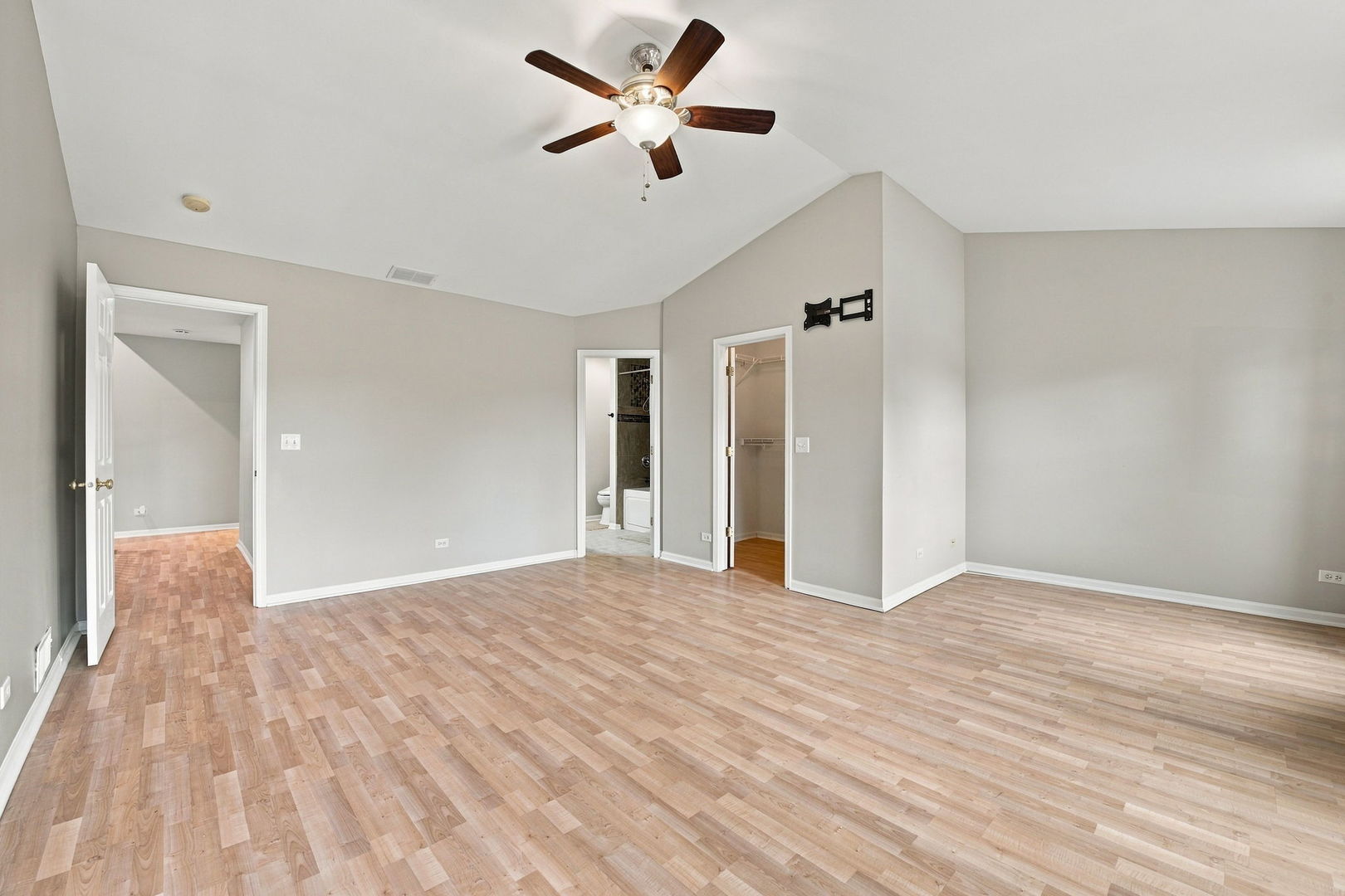 2469 Stoughton Circle 2469 Property Photo 16