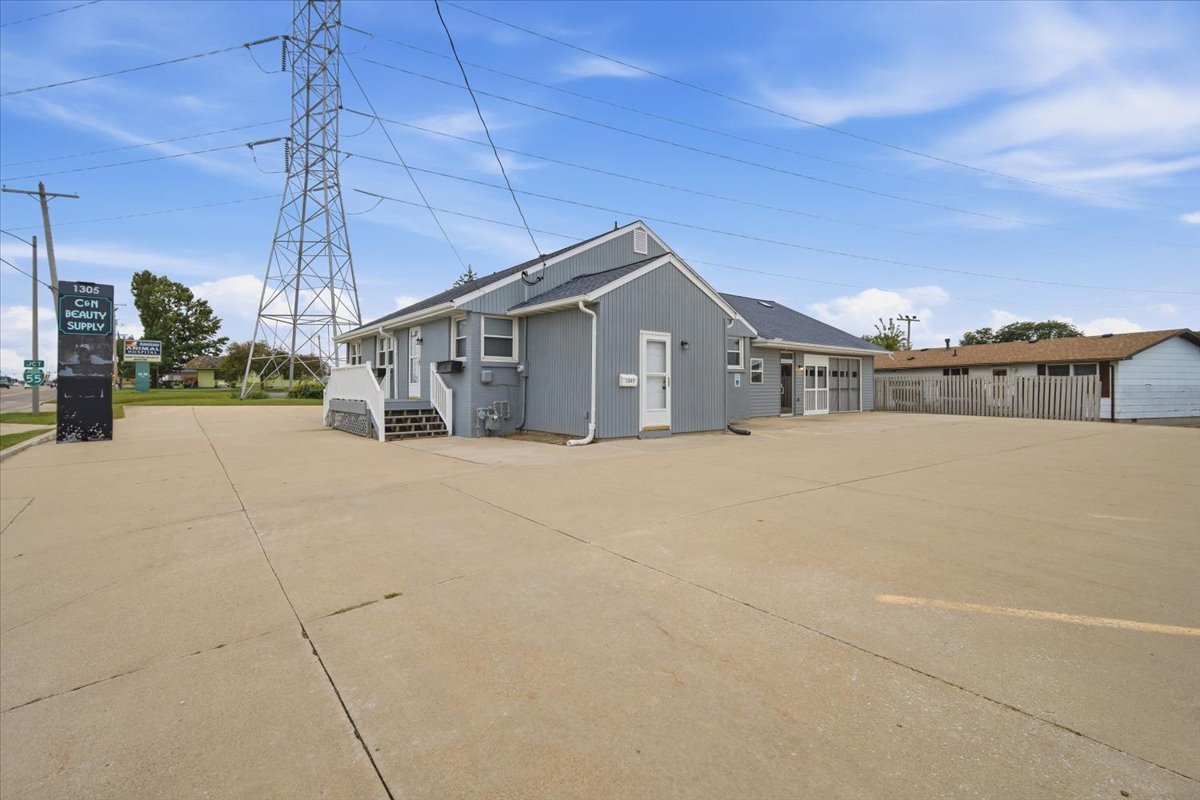 1305 Morrissey Avenue Property Photo 3
