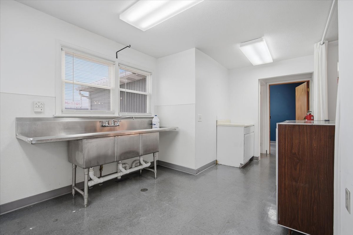 1305 Morrissey Avenue Property Photo 15