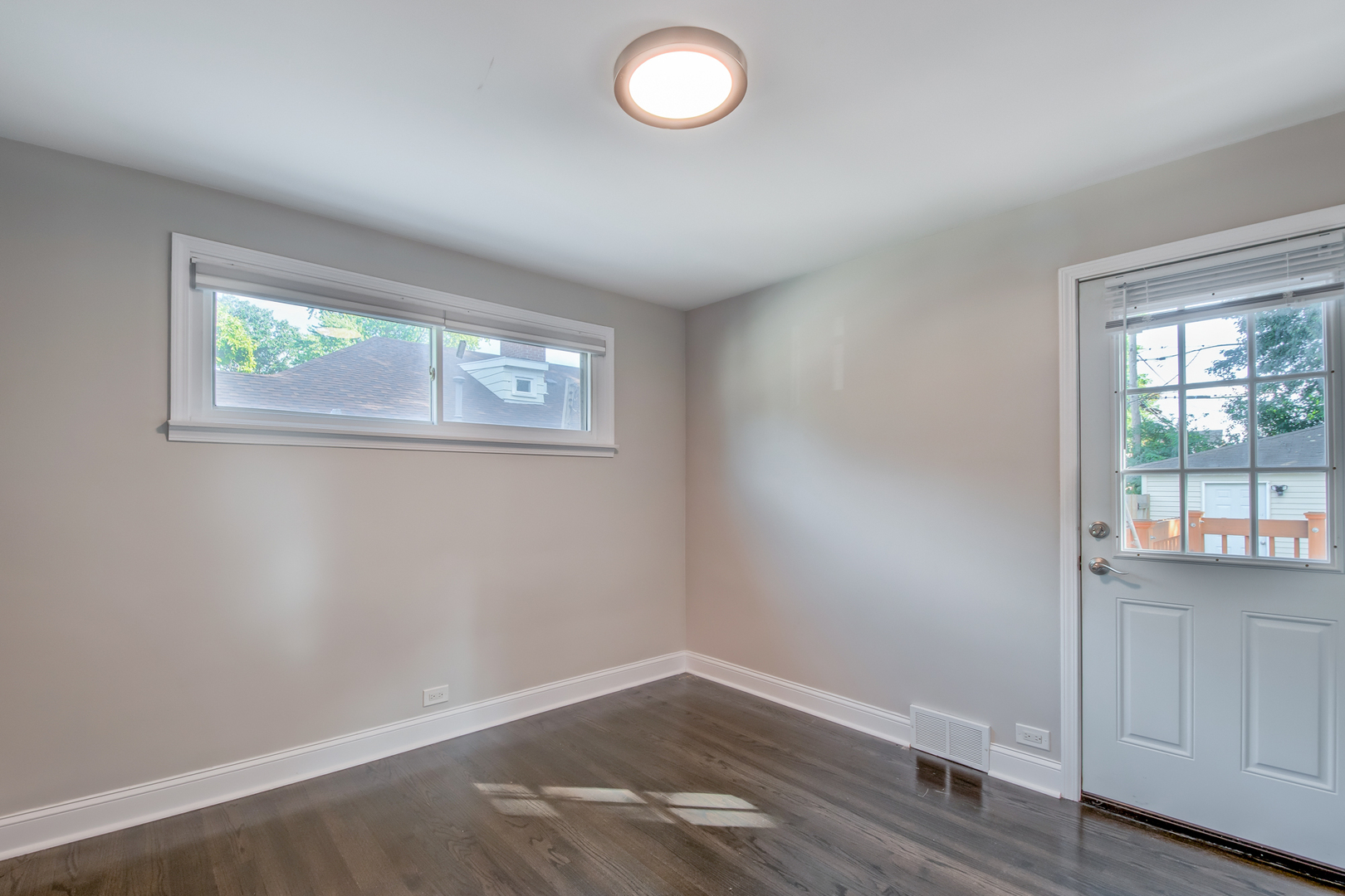 5145 Mulford Street Property Photo 9