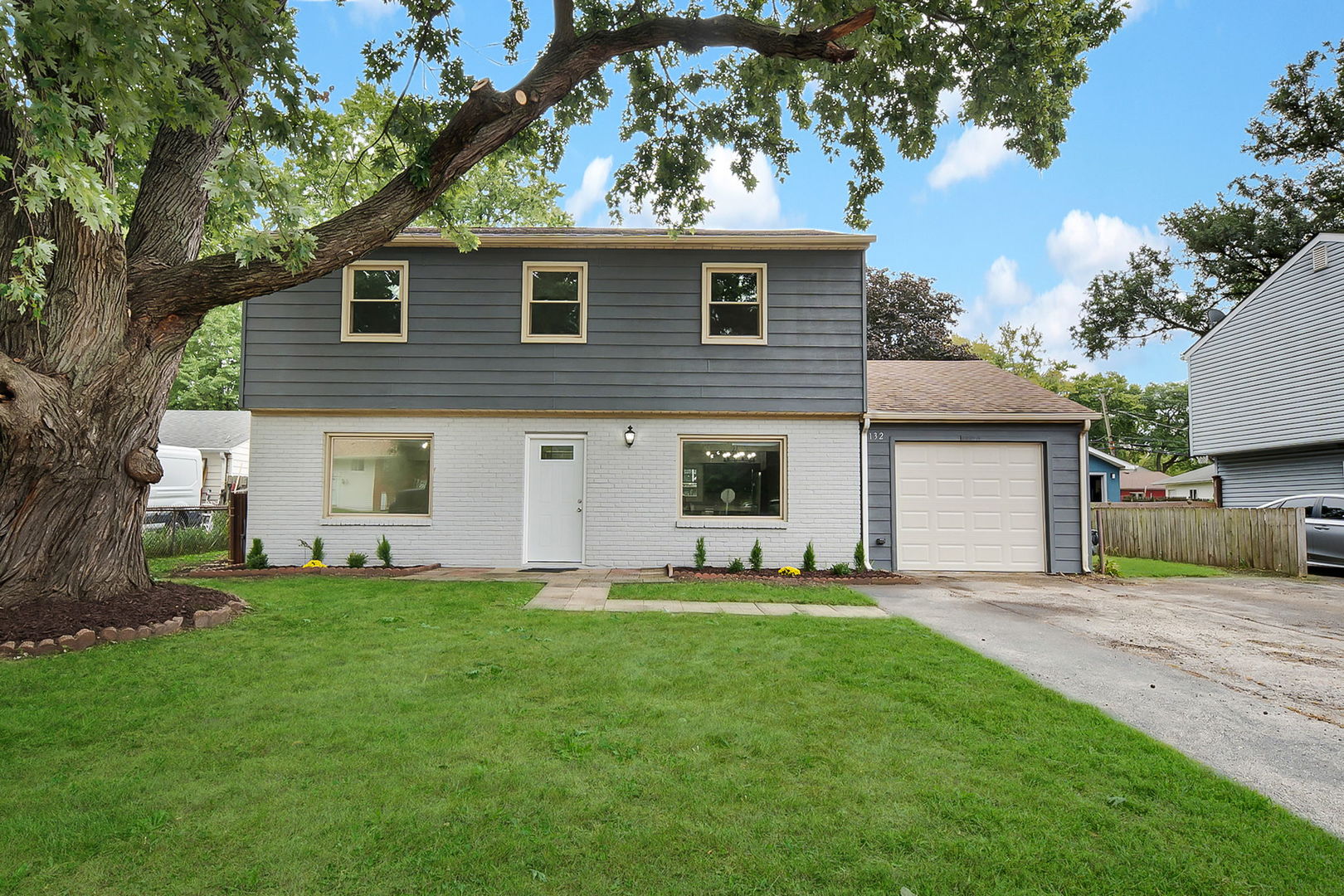 132 N Pinecrest Road Property Photo 1