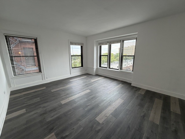 5300 S South Shore Drive 63 Property Photo 4