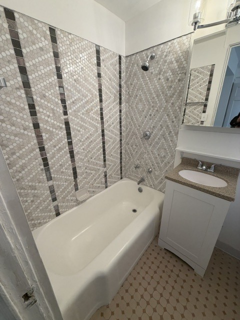 5300 S South Shore Drive 63 Property Photo 18