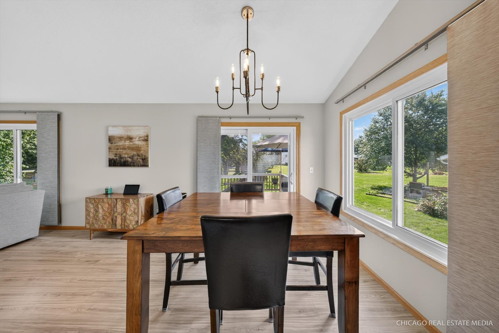 16 King Henry Road Property Photo 16