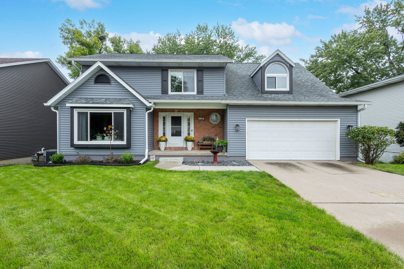 4160 Apple Valley Drive Property Photo 1