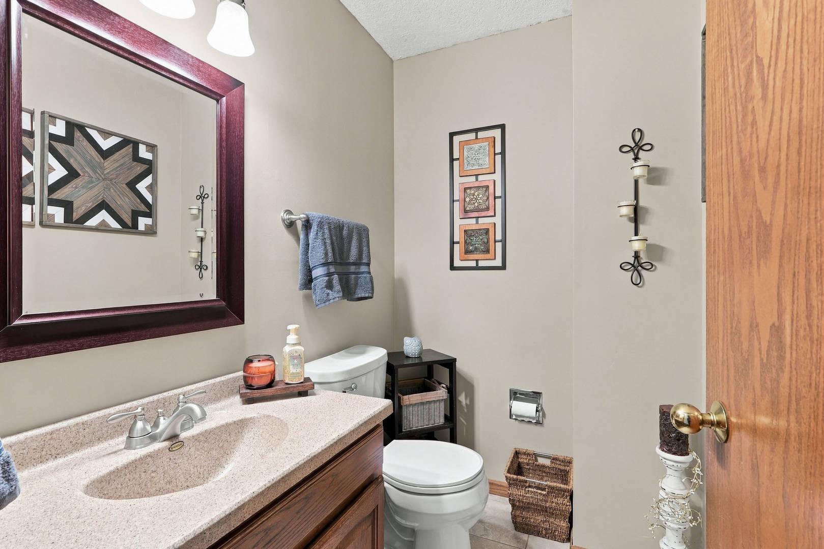 4160 Apple Valley Drive Property Photo 18