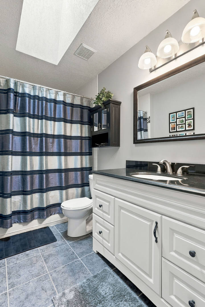 4160 Apple Valley Drive Property Photo 28