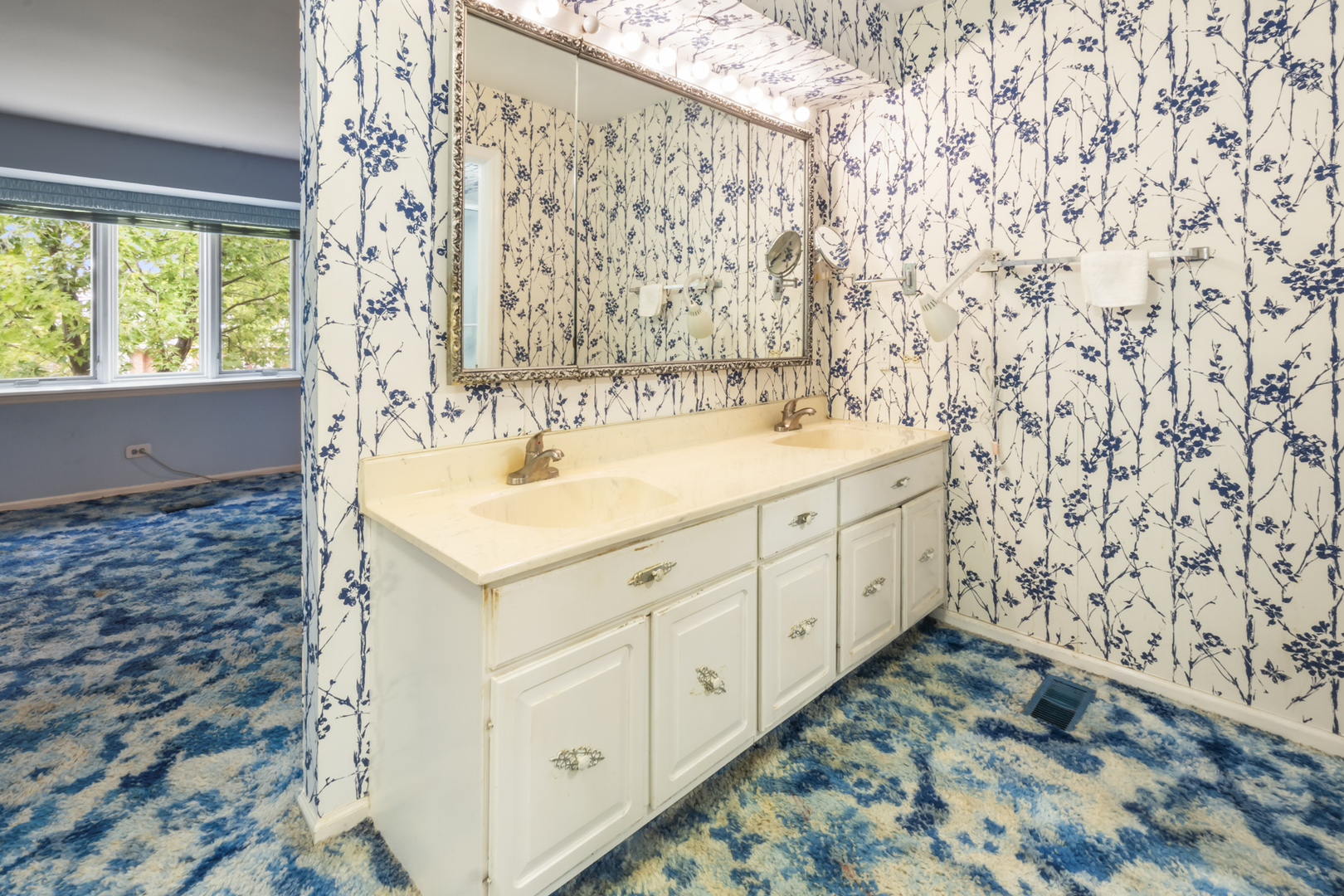 1491 Avignon Court Property Photo 15