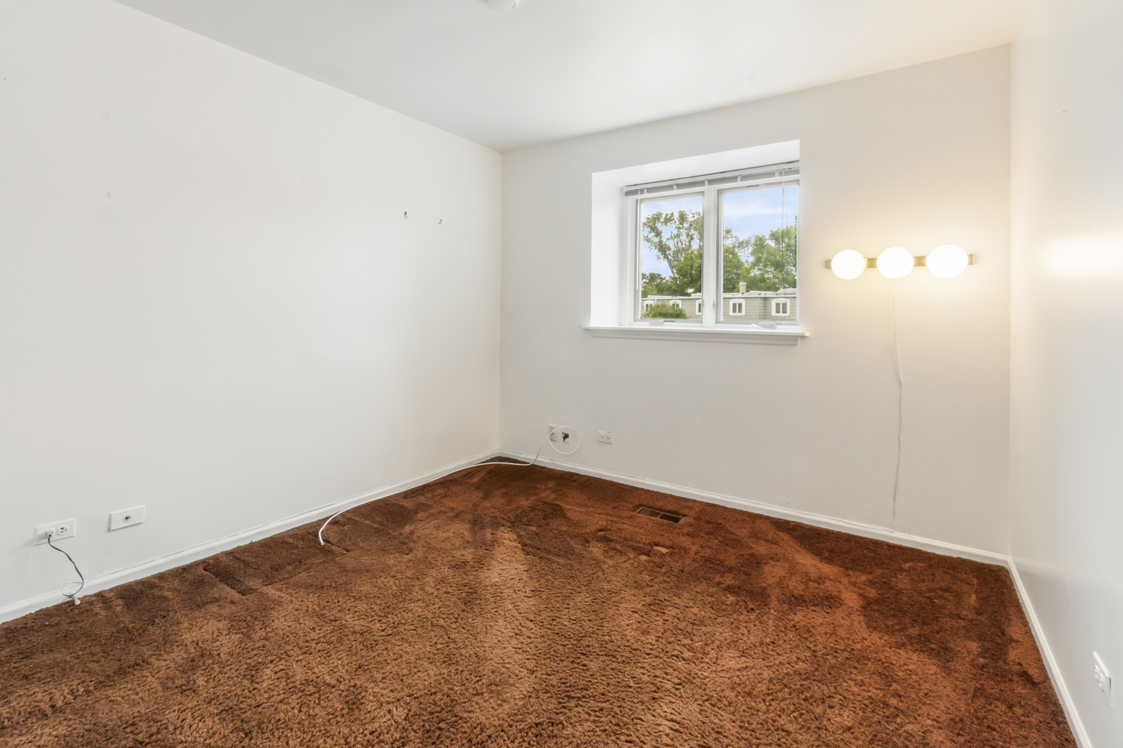 1491 Avignon Court Property Photo 18