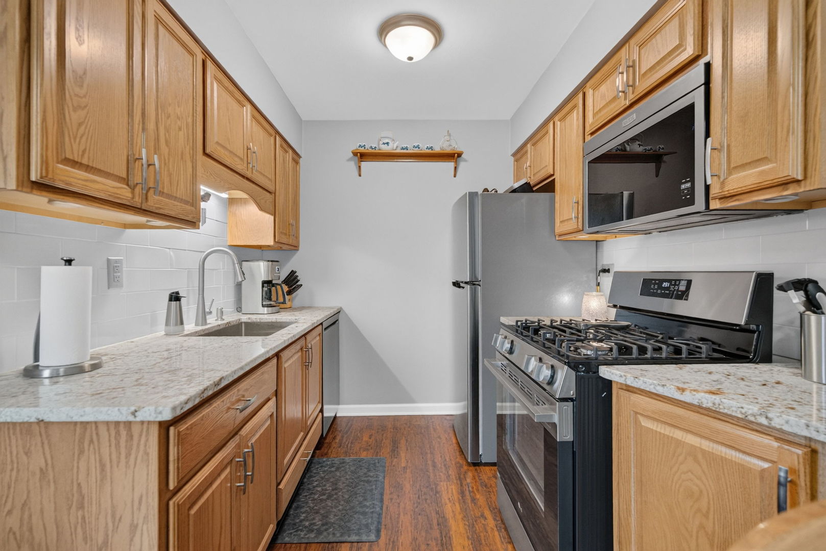 841 Pahl Road Property Photo 4