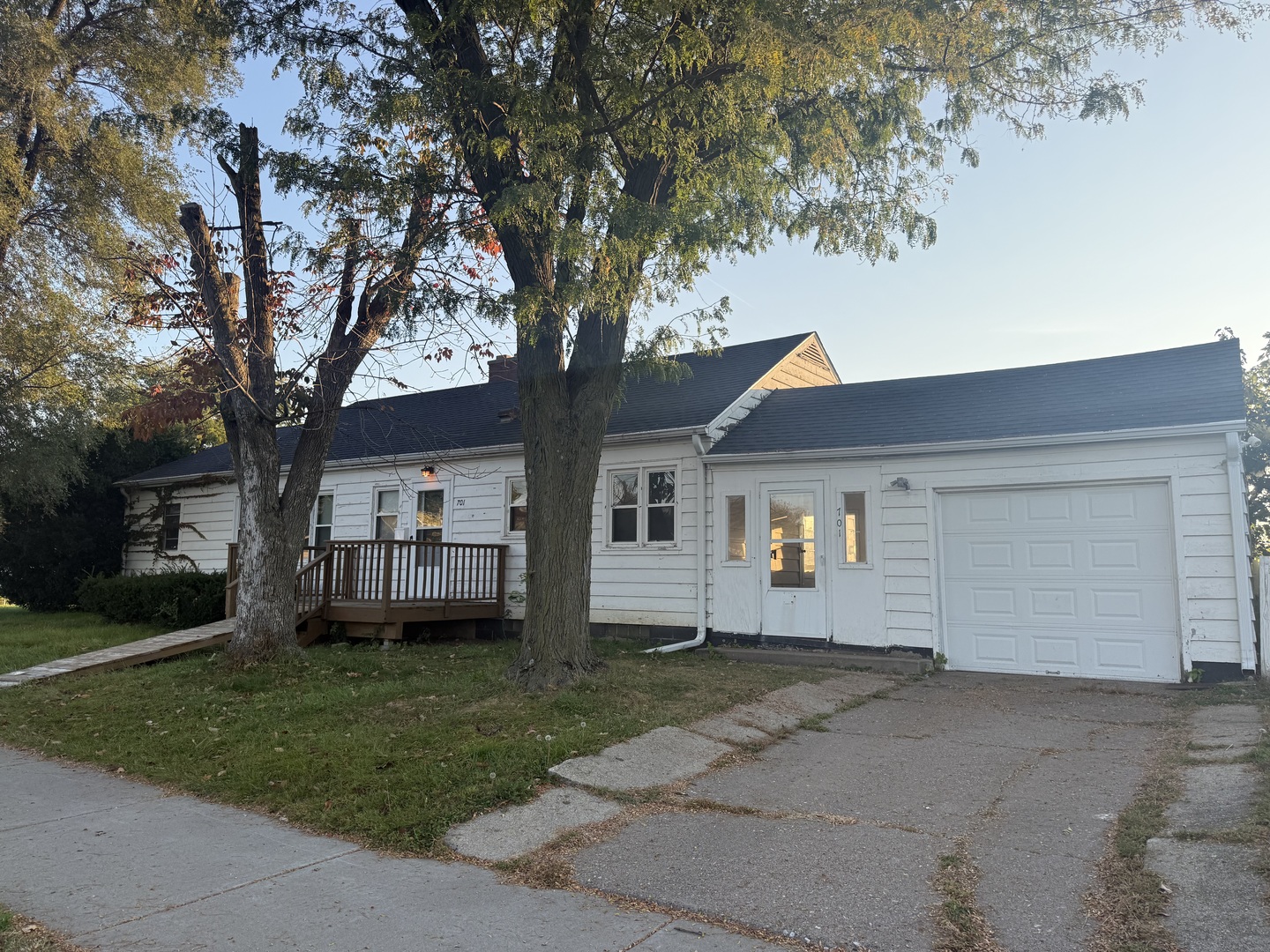 701 S 9th Street Property Photo 1