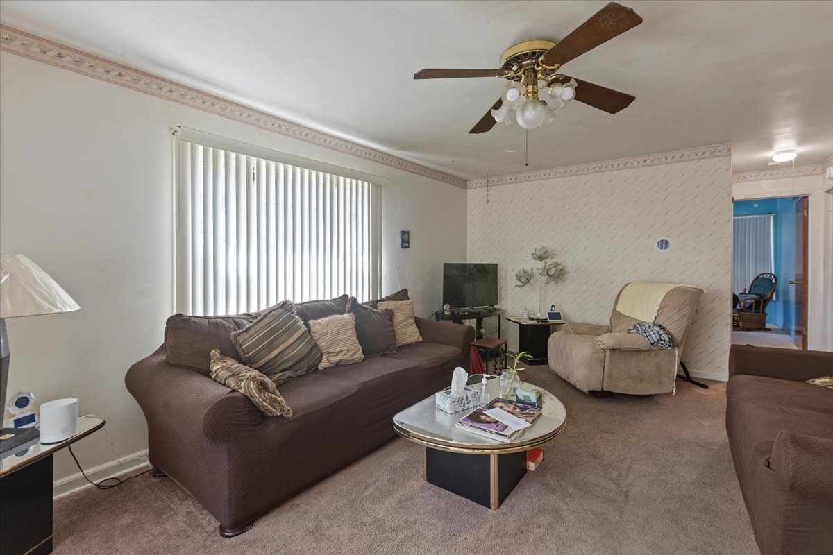 14836 S Langley Boulevard Property Photo 9