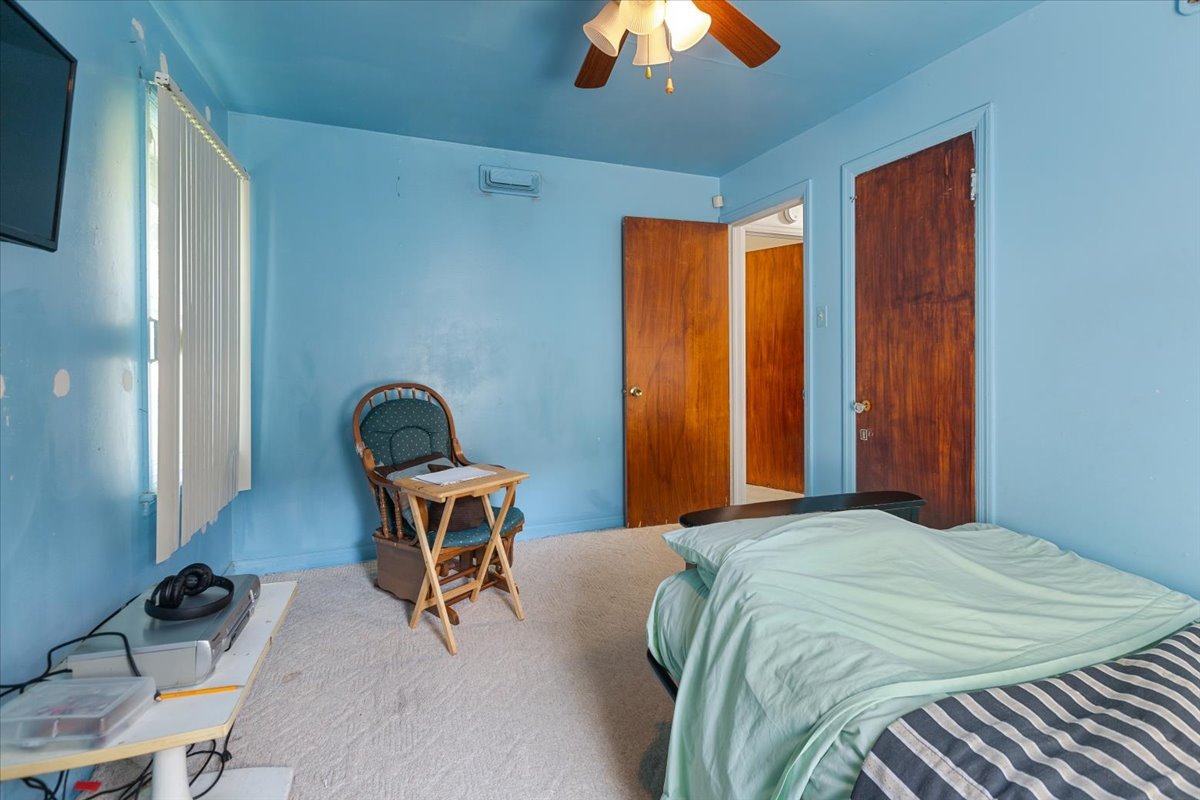 14836 S Langley Boulevard Property Photo 14