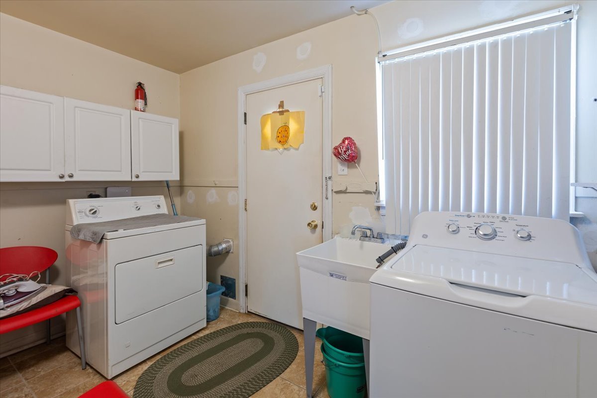 14836 S Langley Boulevard Property Photo 19