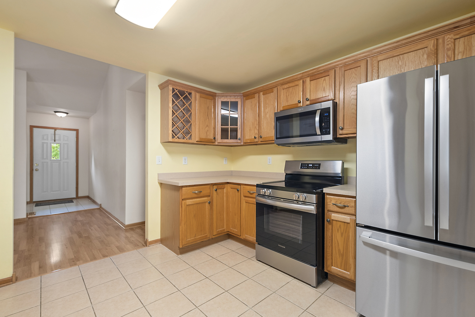 1582 Sun Ridge Drive Property Photo 9