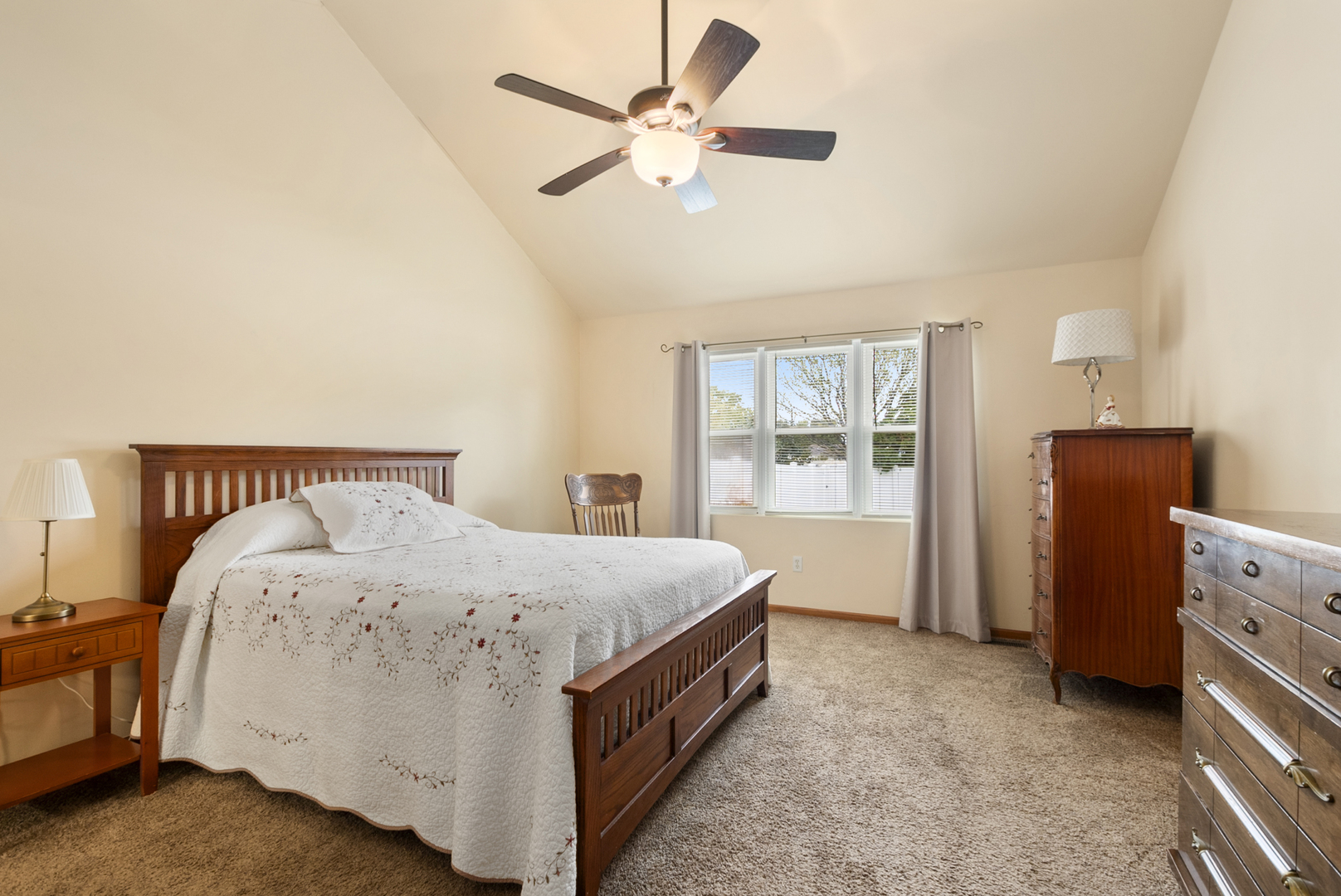 1582 Sun Ridge Drive Property Photo 16