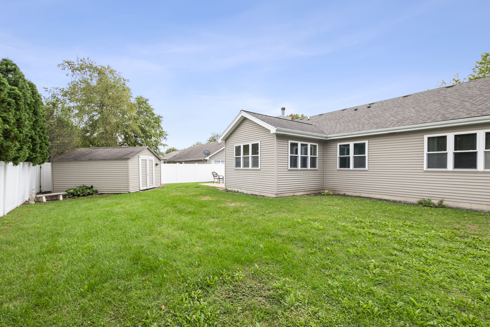 1582 Sun Ridge Drive Property Photo 23