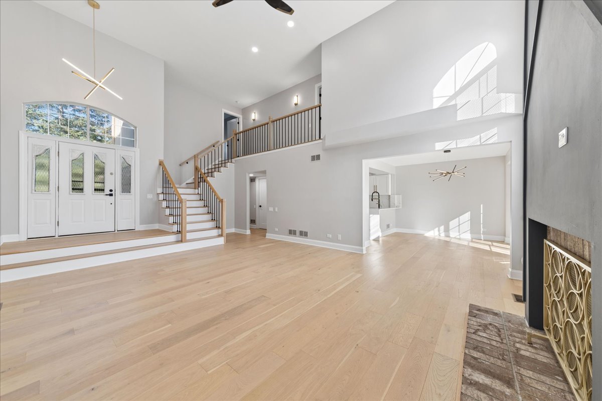 125 Alsace Court Property Photo 3