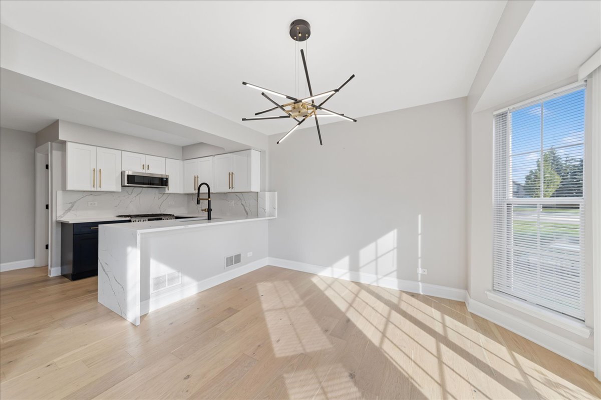 125 Alsace Court Property Photo 4