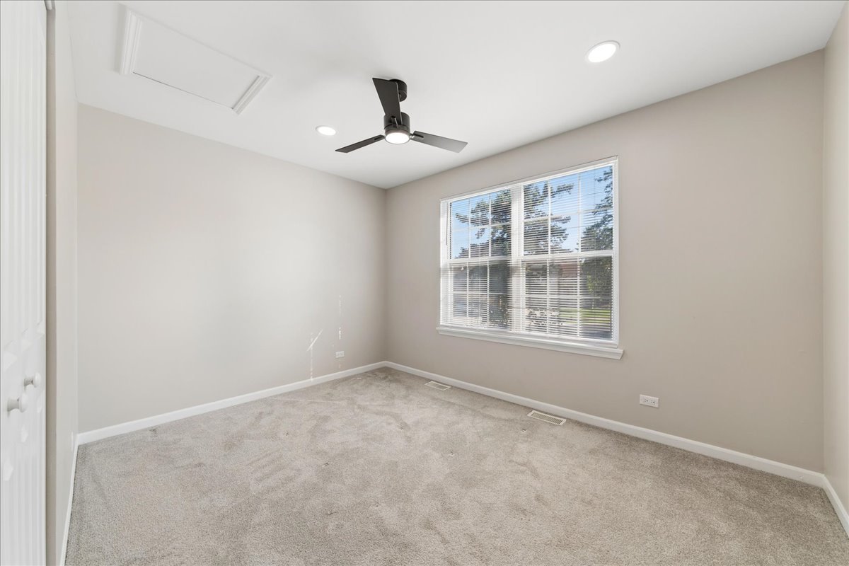 125 Alsace Court Property Photo 17