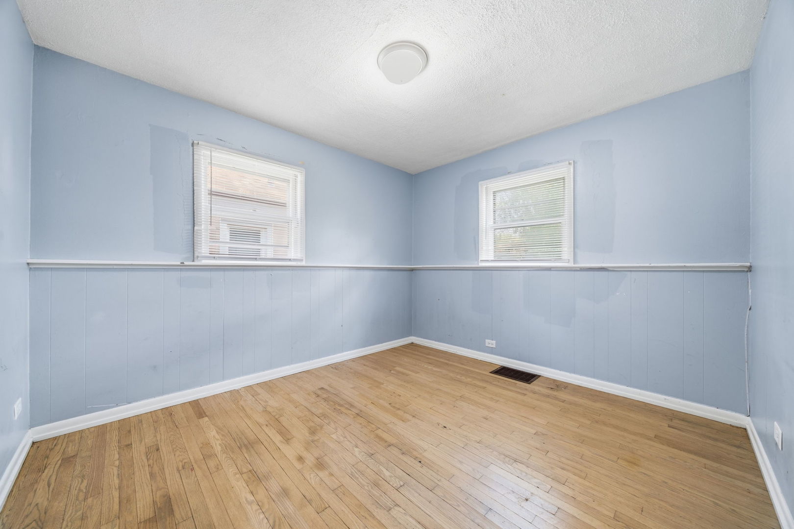 14935 Evers Street Property Photo 32