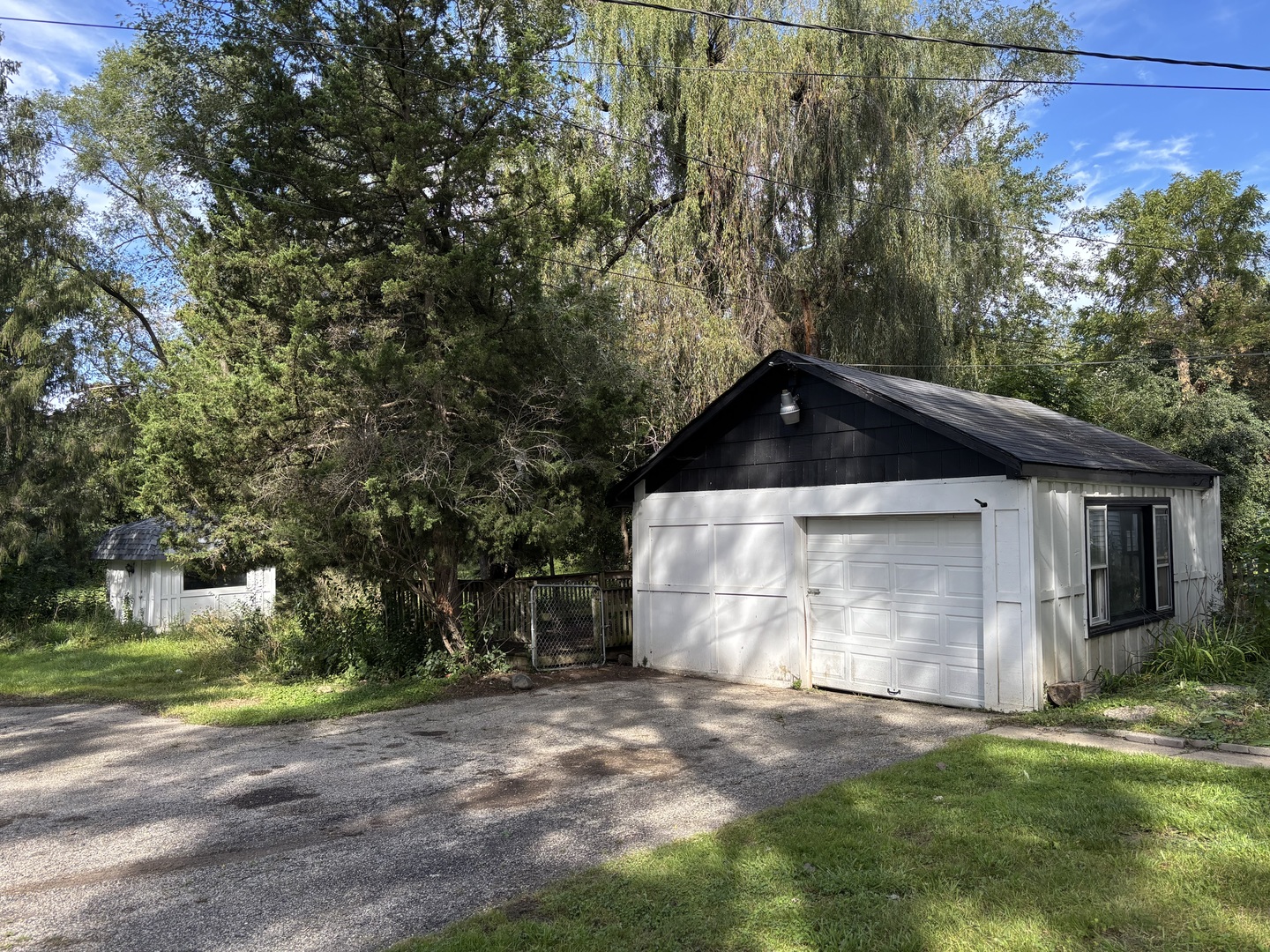 25420 W Golfview Avenue Property Photo 7