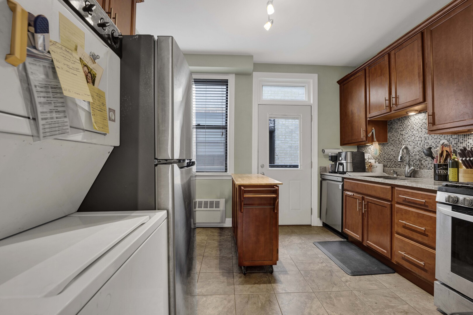 636 W Waveland Avenue 4d Property Photo 9