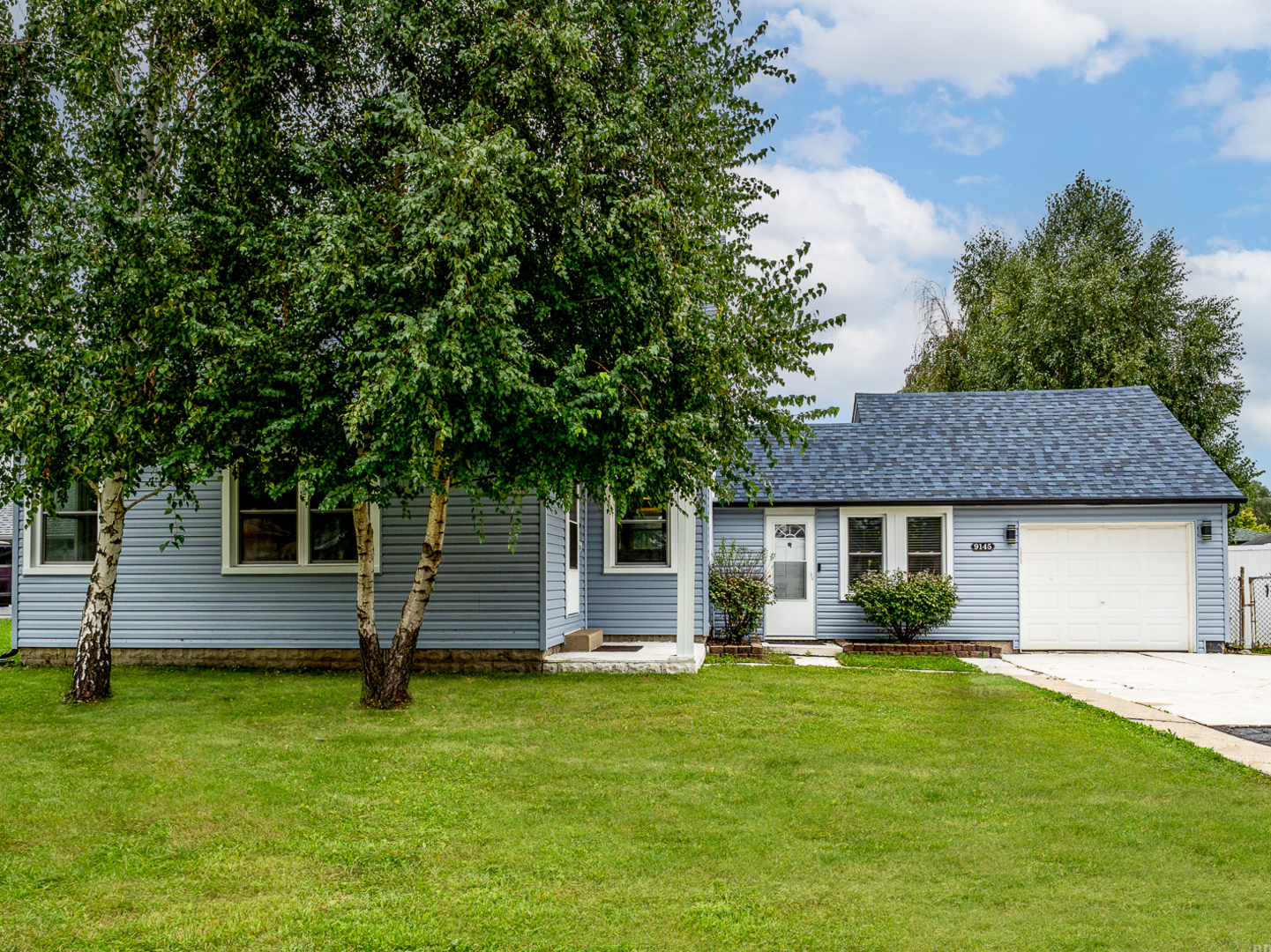 9145 Ridgeland Avenue Property Photo 3