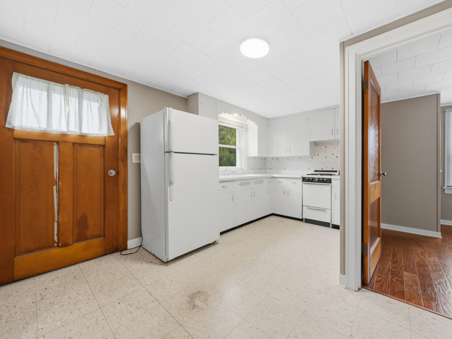 9145 Ridgeland Avenue Property Photo 18